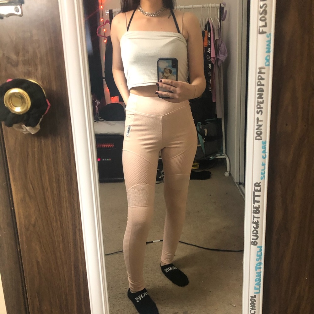 blush pink true texture gym shark leggings
